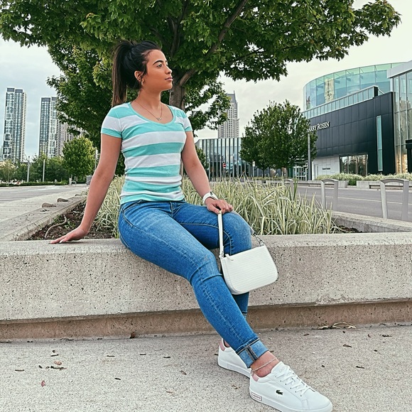 Meet your Posher, Liriel - Picture 1 of 1